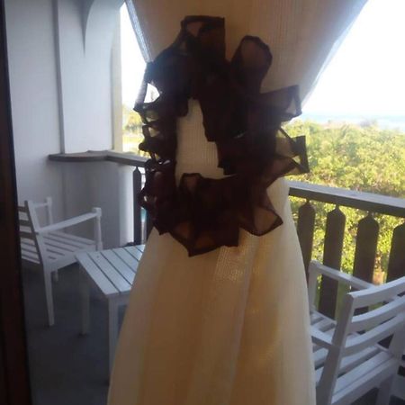Golden Sands Resort Diani Beach Buitenkant foto